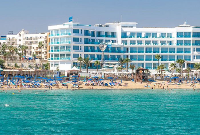 Vrissaki Beach Hotel 